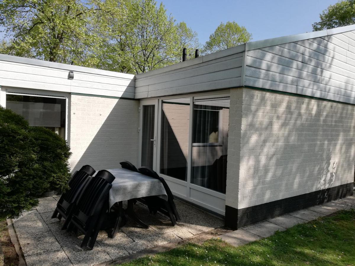 Ferienhaus Rustige, Gelijkvloerse Vakantiewoning Met 2 Slaapkamers In Simpelveld, Zuid-limburg *